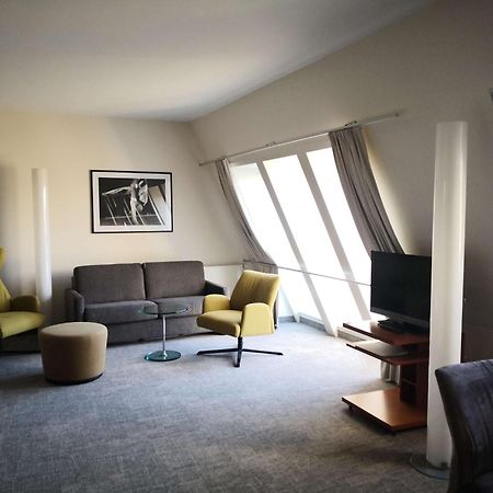 First Inn Hotel Zwickau Buitenkant foto