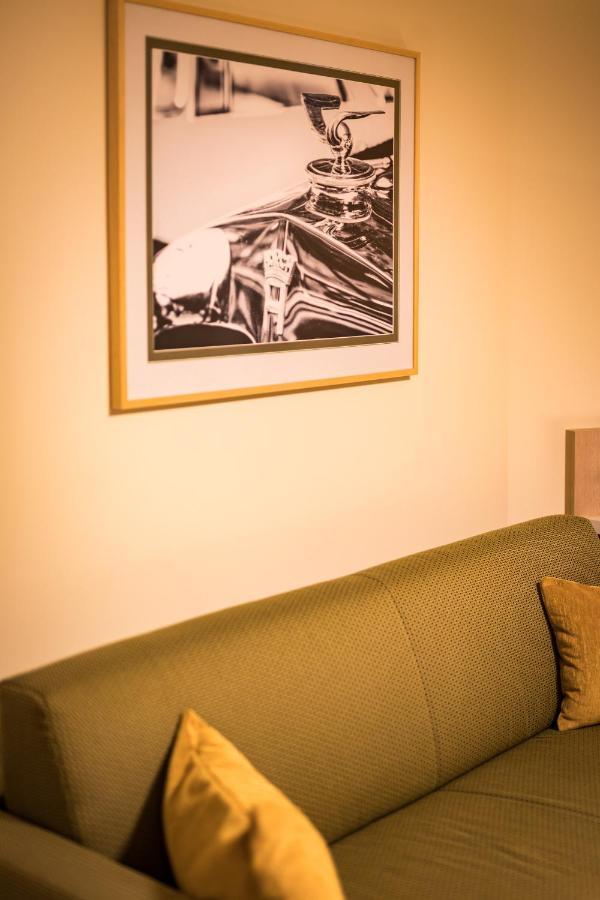 First Inn Hotel Zwickau Buitenkant foto
