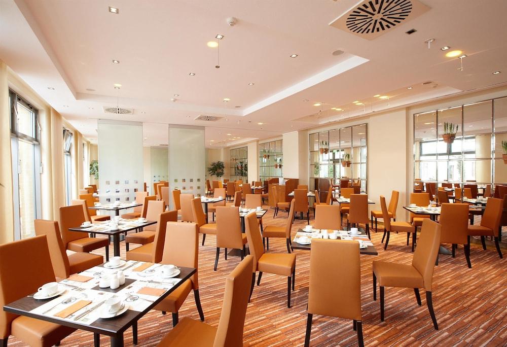 First Inn Hotel Zwickau Buitenkant foto